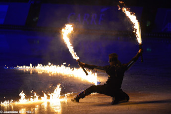 Art on Ice 2014 fire-swords-and-ice-burning-special-effects-by-uk-performers-and-circus-artists-spark-fire-dance