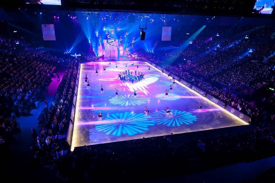 Art on Ice stage show, stadium and audience