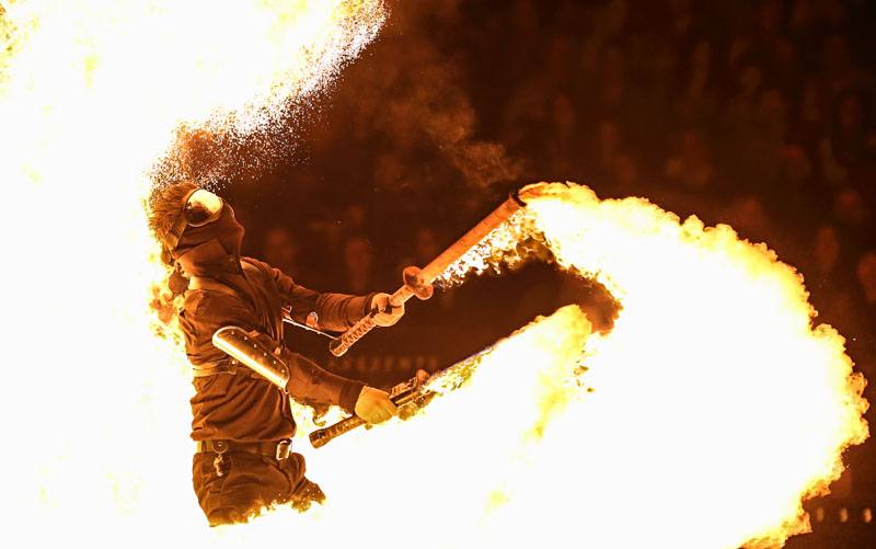 entertainer fire swords fire breather